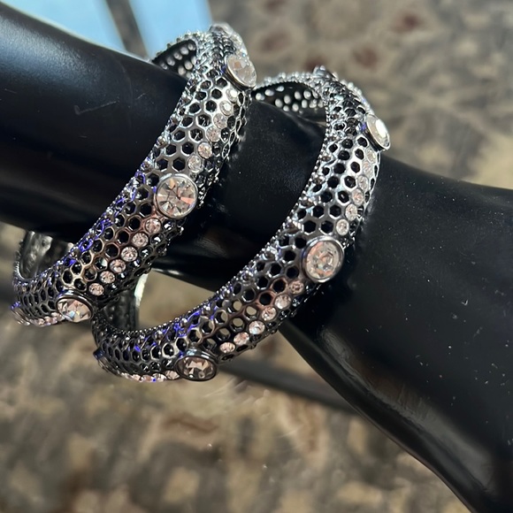 IMAN Bangle Bracelet Gunmetal Black - Picture 1 of 3